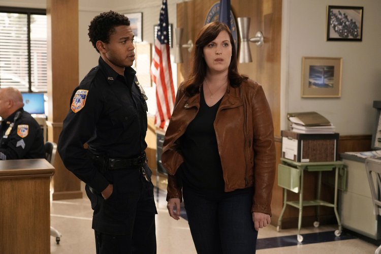 Allison Tolman in Brooklyn 99