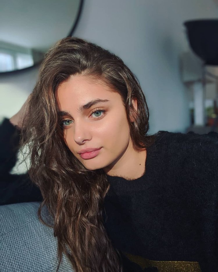 Taylor hill beautiful in wet