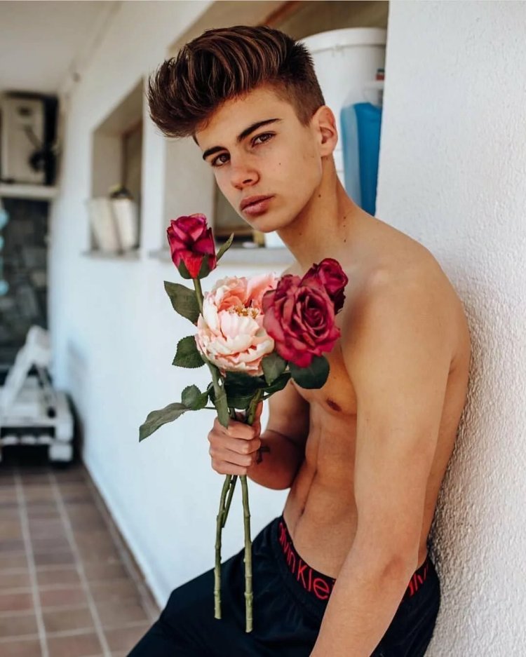 Victor Perez model torso