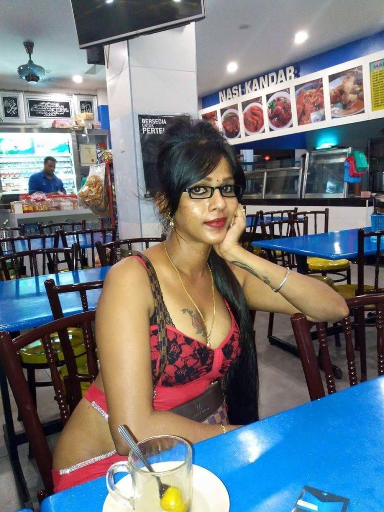Anveshi Jain hot Tits