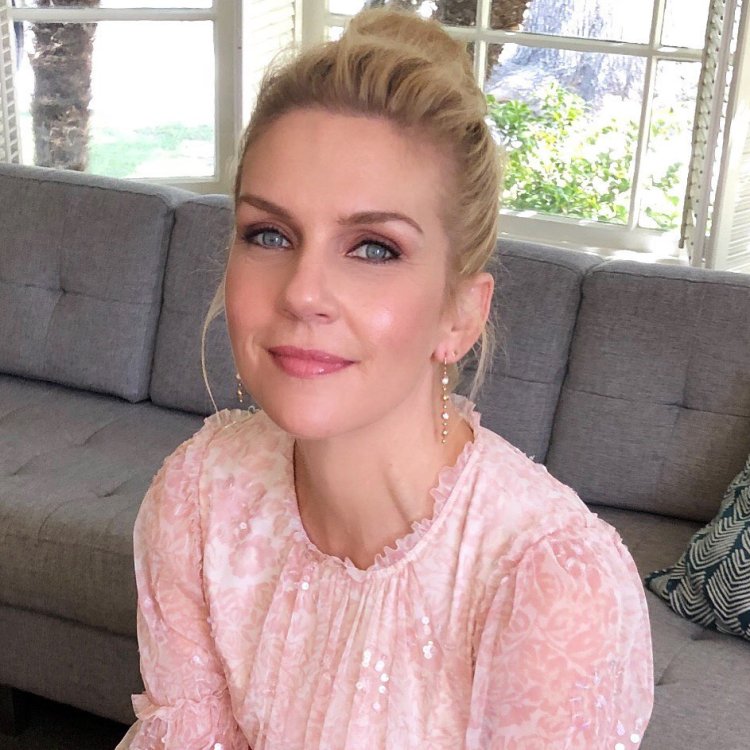 Ree Seehorn in bikini