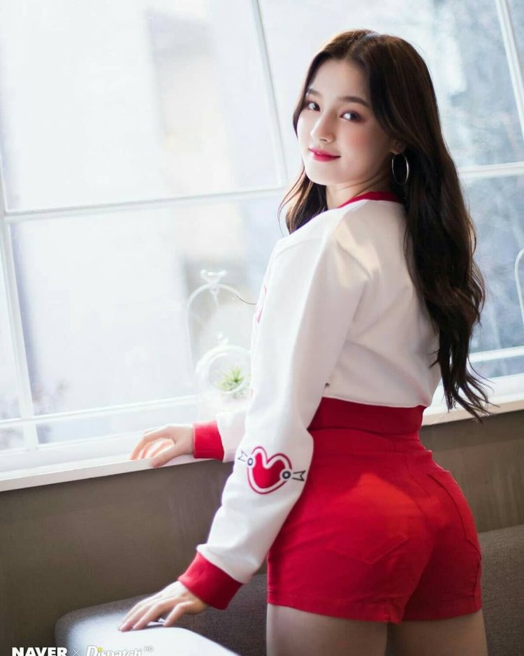 Nancy Momoland