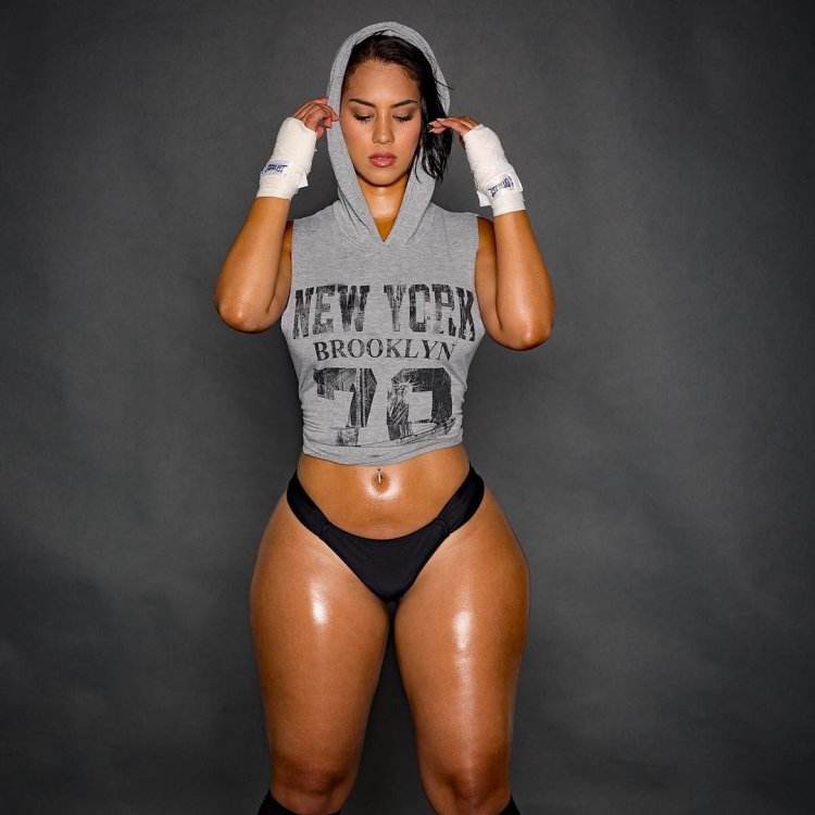 Kristen Live @kristenlive