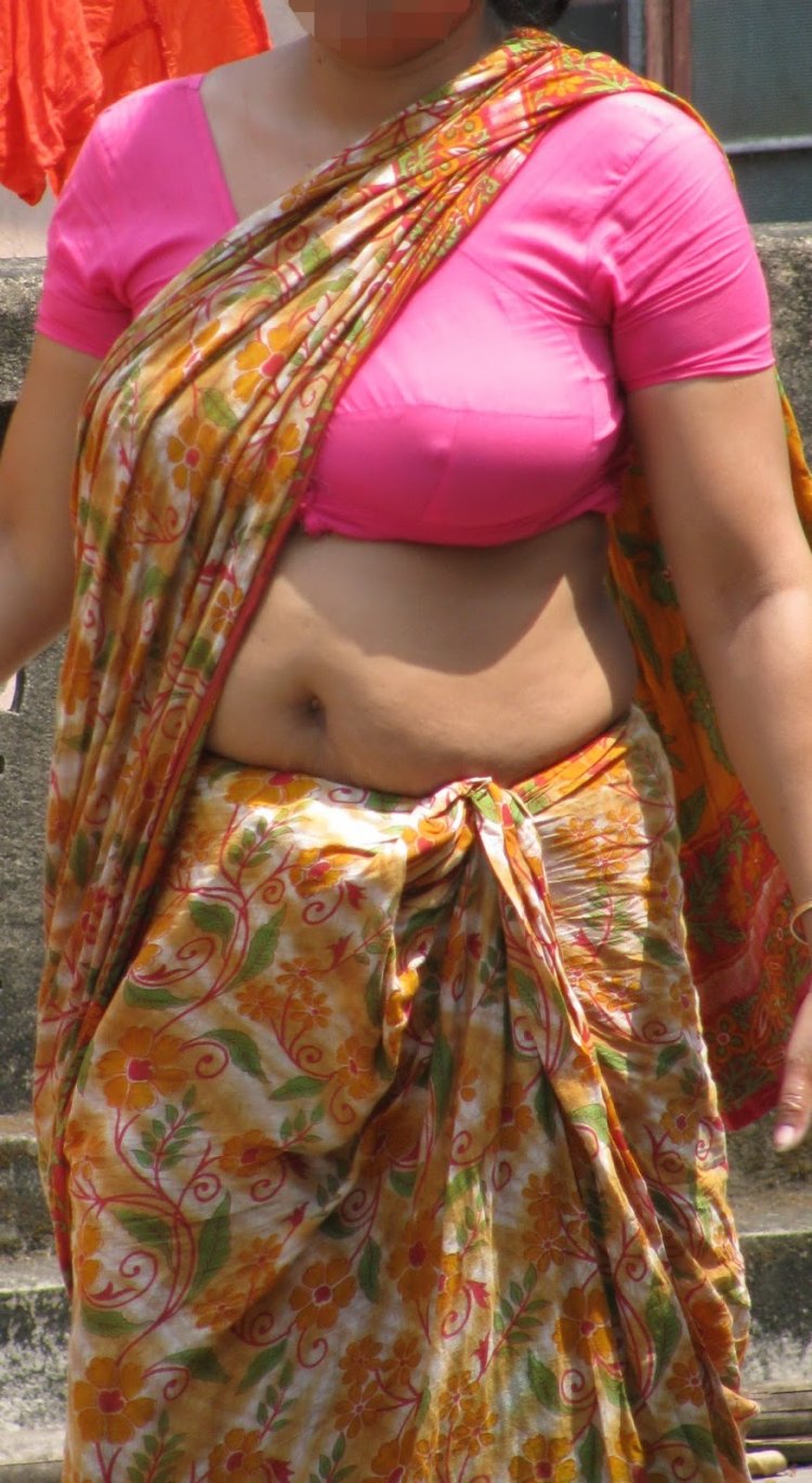 Indian woman with big breasts