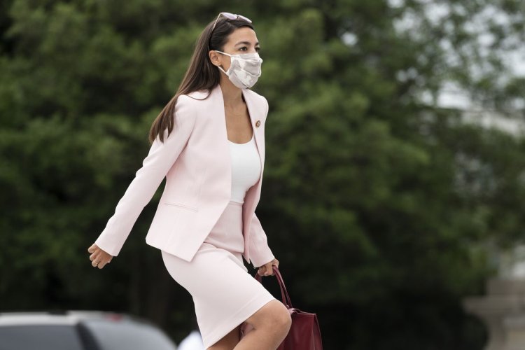 Alexandria Ocasio-Cortez Thomas Piketty