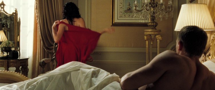 Eva Green casino royale bed