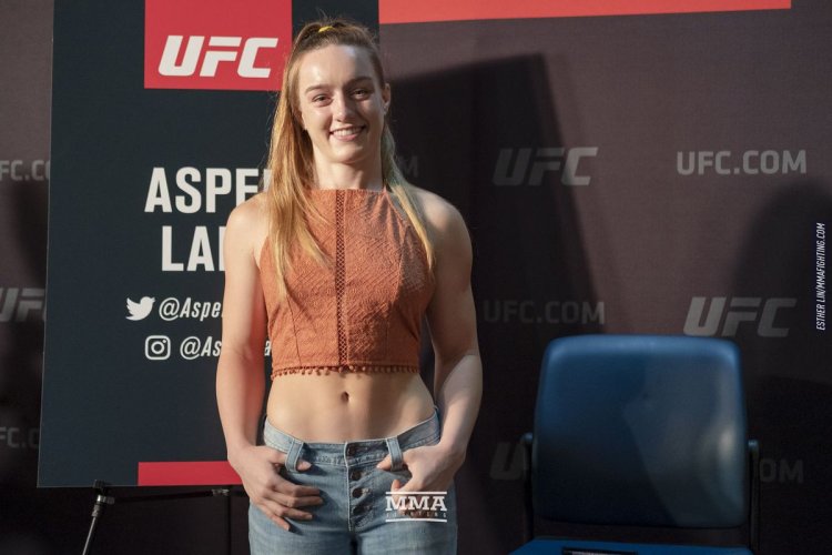 Aspen Ladd weigh-in