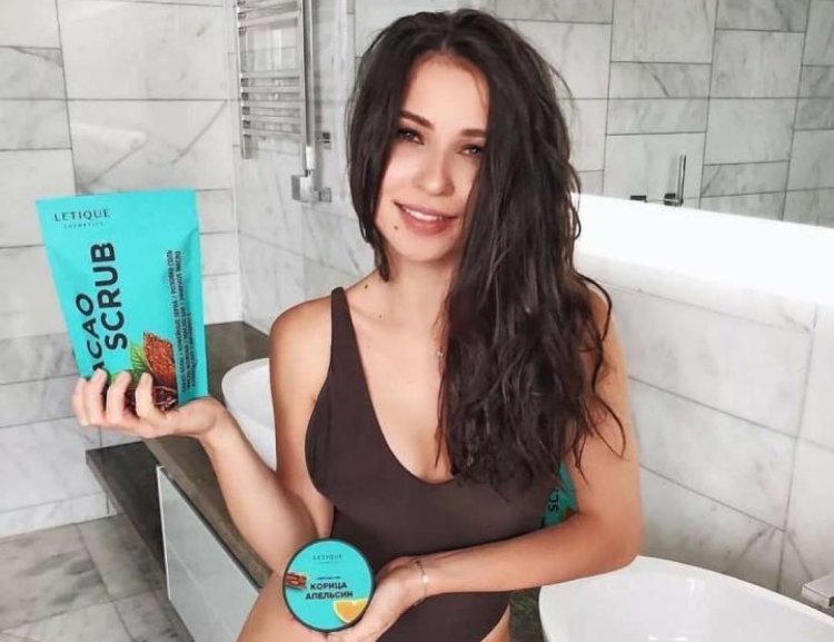 Valeria Chekalina Letique