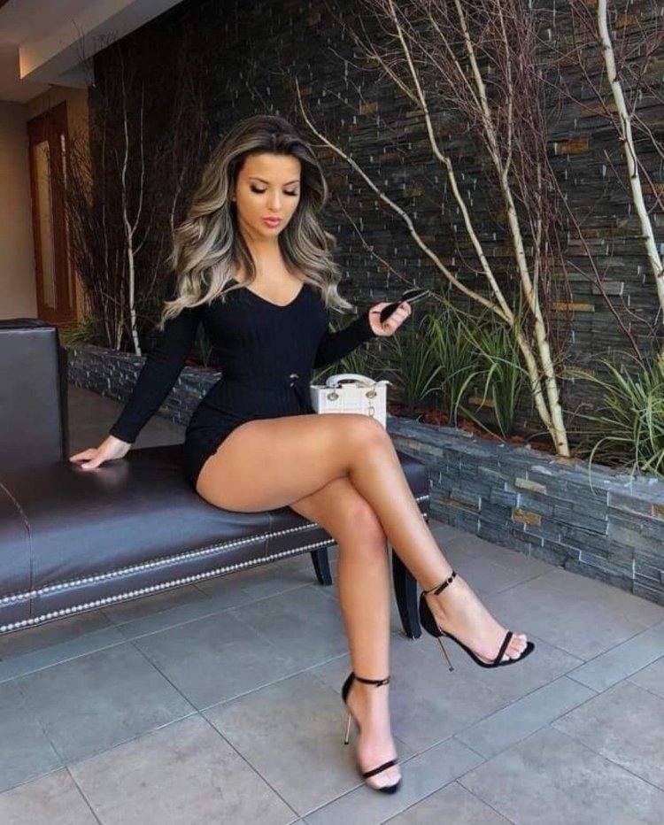 Girls in tight dresses at the bar