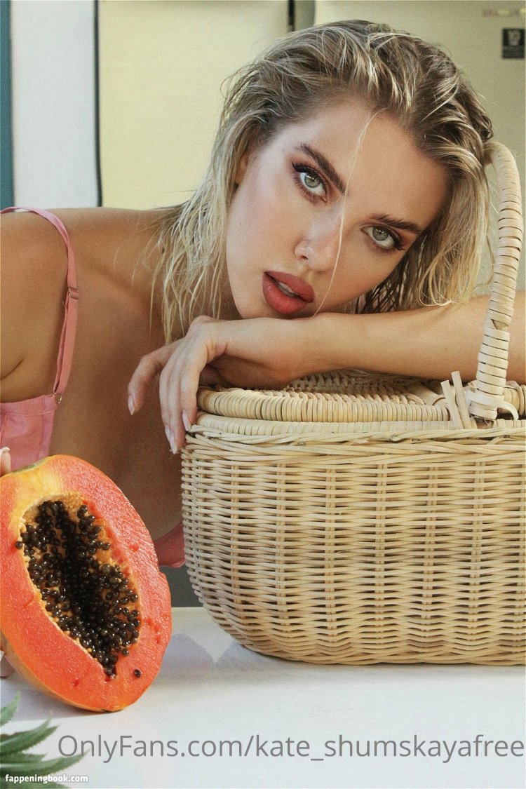 Katya Shumskaya cosplay