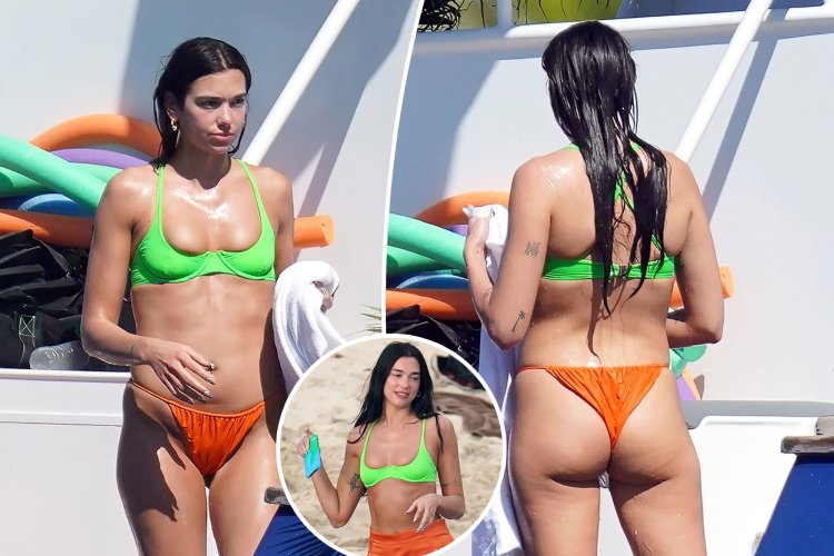 Dua Lipa bikini