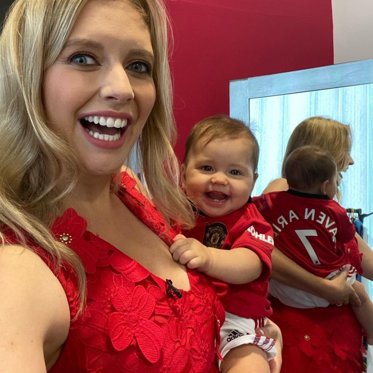 Bicycle girl braless