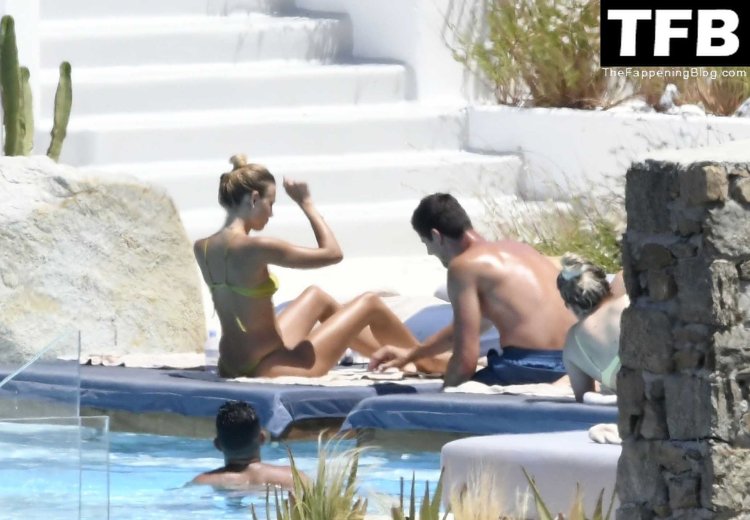 Michelle Herzig Hottest