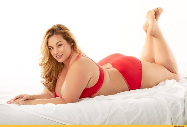 Ellie Pearson plus size