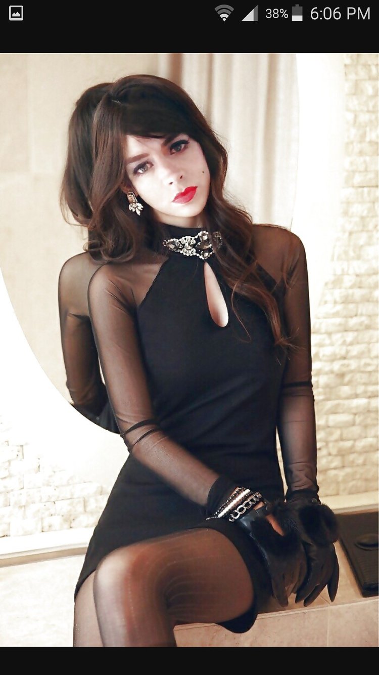 Emma Harvey yungelita plum