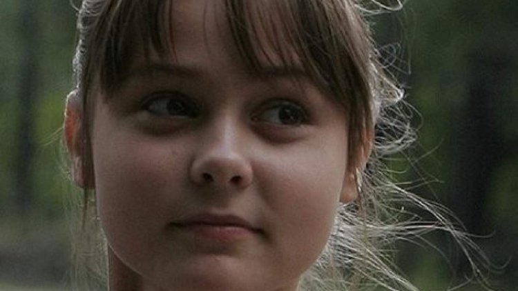 Veronika Lysakova spinning top