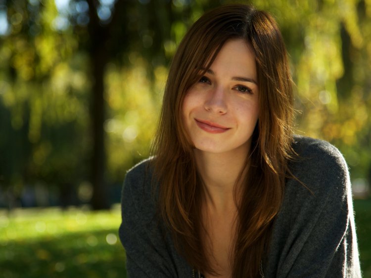 Hot girls with short hair