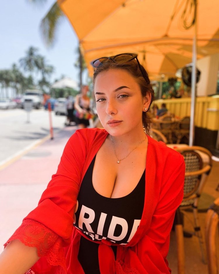 Milada Moore Dimitrenko