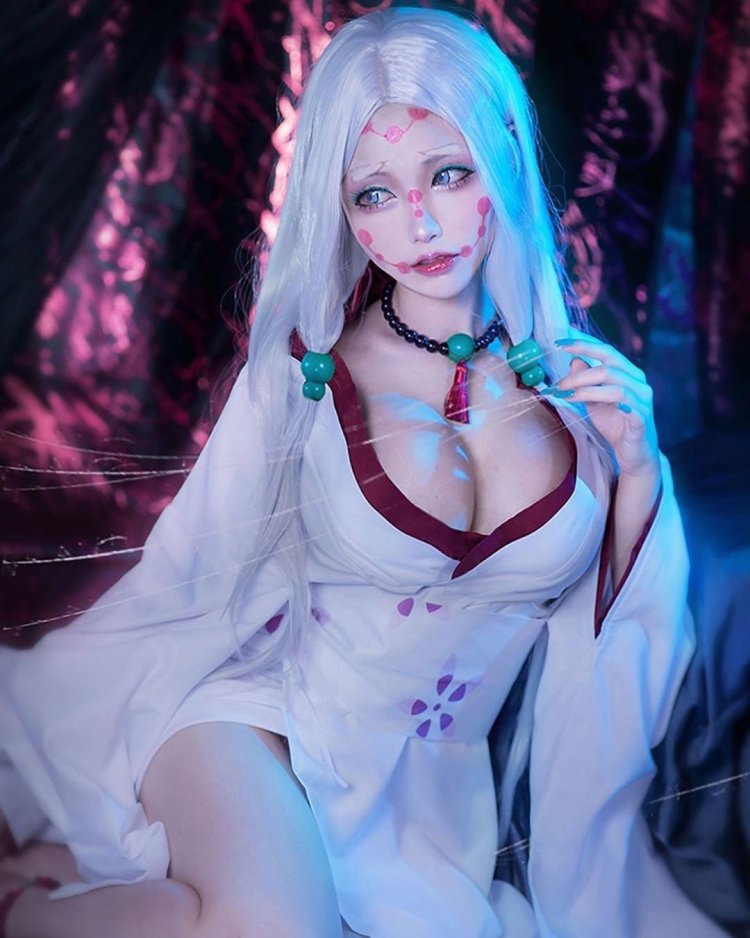 Jessica Nigri Demon Cleaver