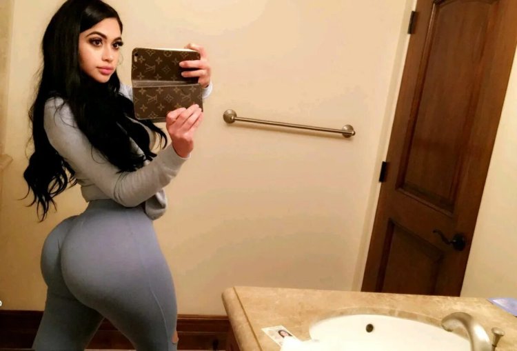 Arab girls big booty