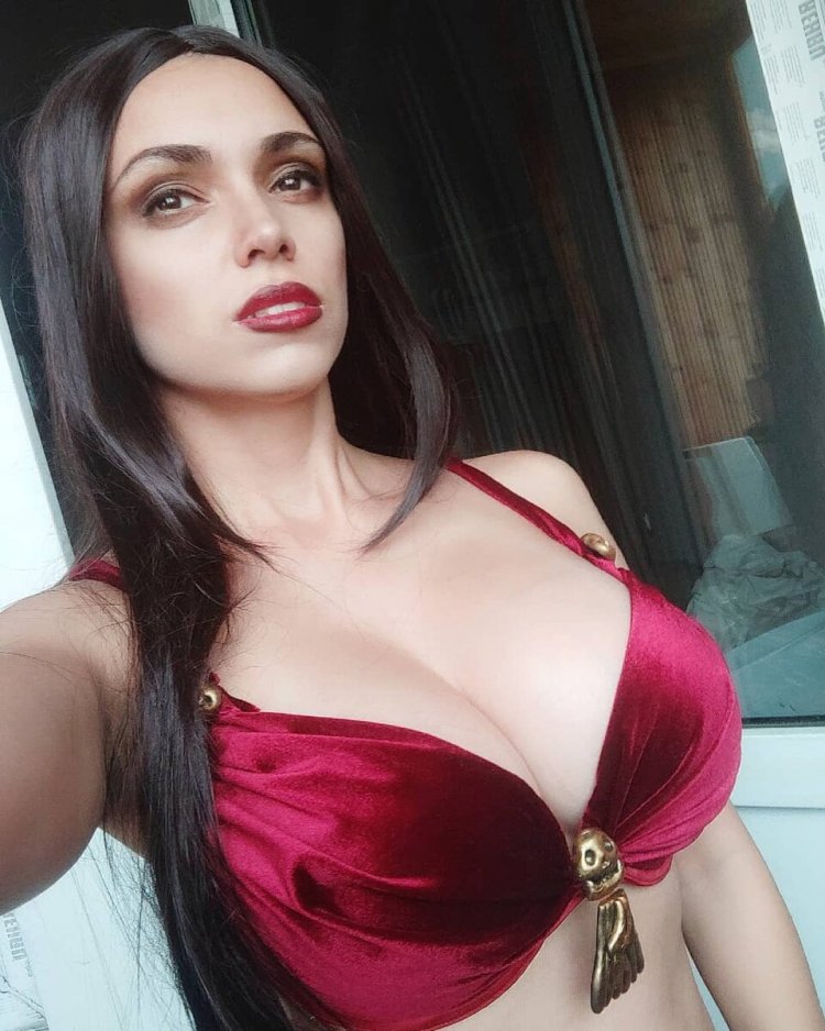 Octokuro Cosplay Hellboy