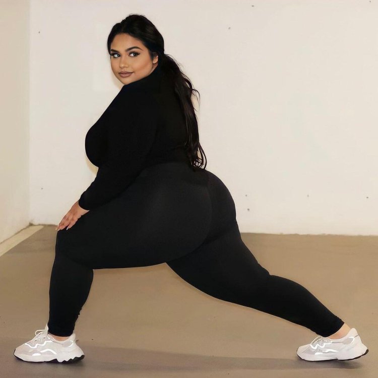 Diana Sirokai Curvage