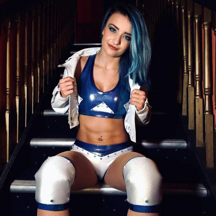 Jill Valentine Amouranth