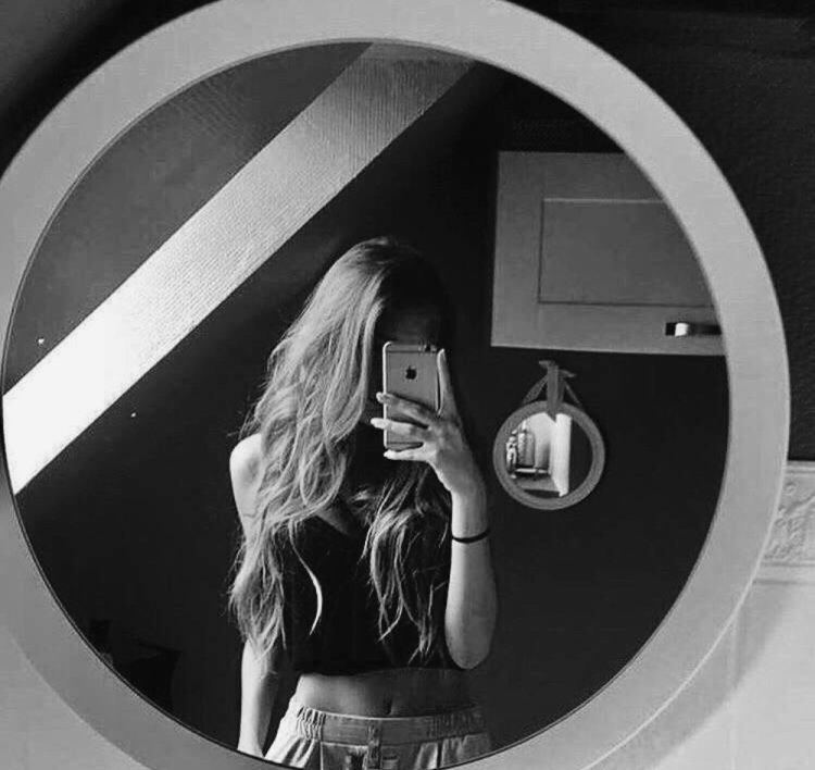 Selfie girl in the mirror
