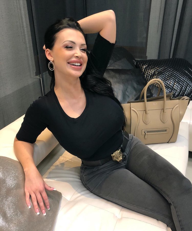 Aletta Ocean-Dora Varga