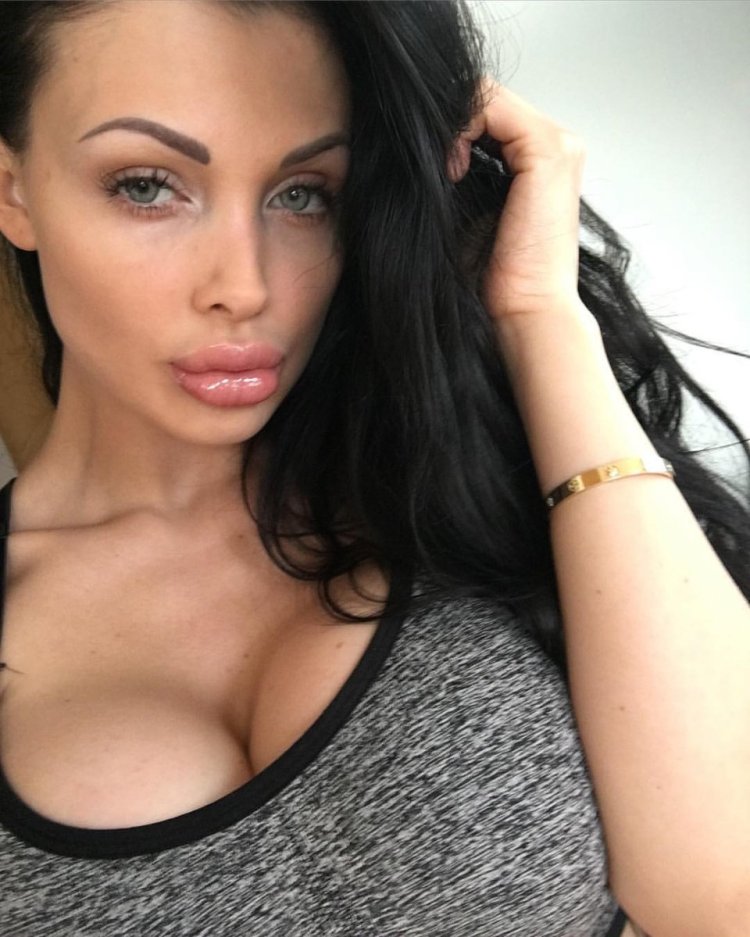 Aletta ocean makeup 2019