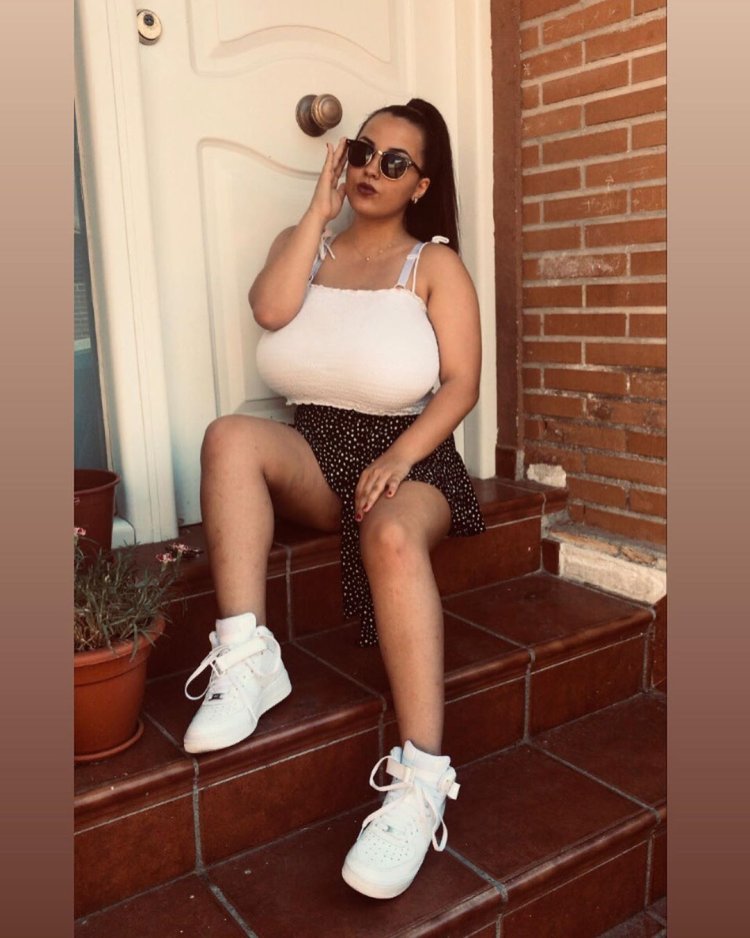 Aletta Ocean in her youth