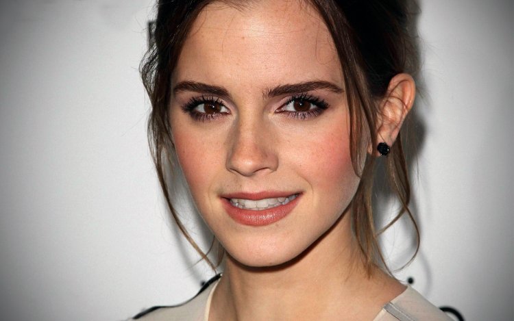 Emma watson face