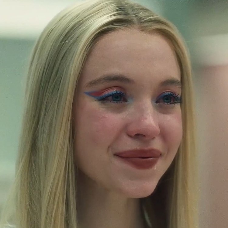 Euphoria Cassie makeup