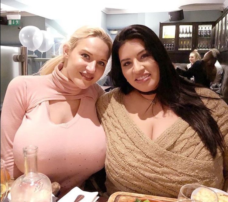 Sofia Rose and his girlfriends