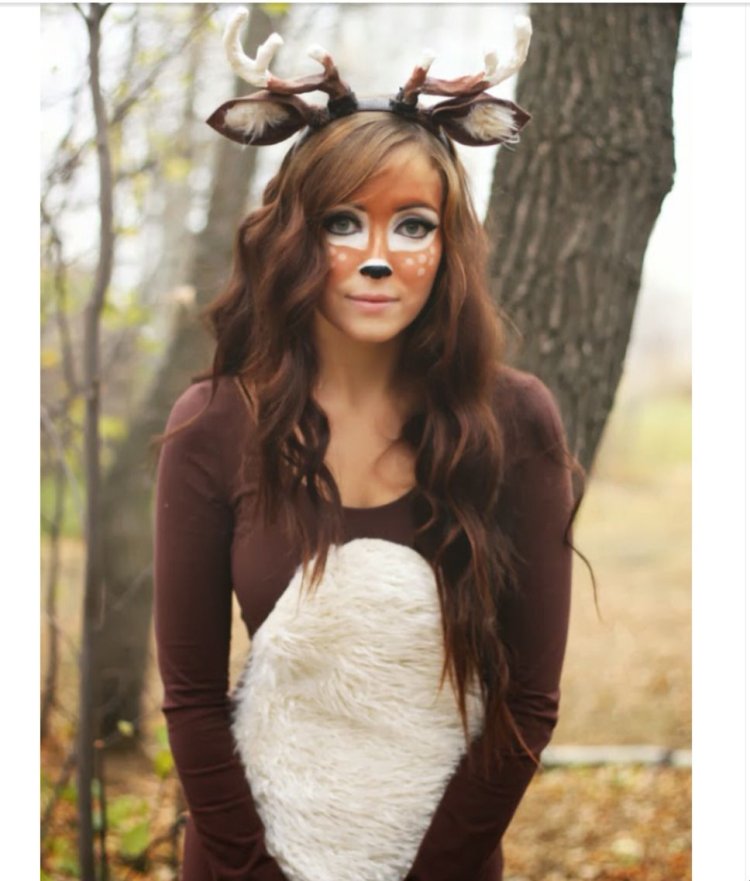 Fawn cosplay Rudolph