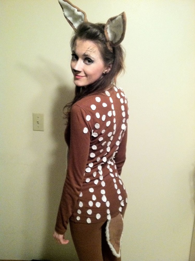 Fawn costume for a girl