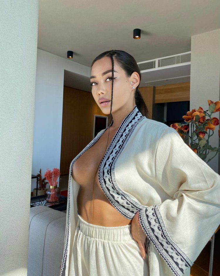 Reya Sunshine Reya Sunshine