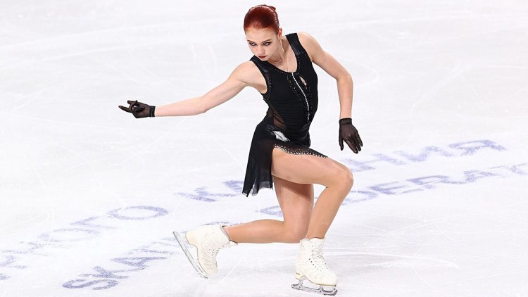Alexandra Trusova figure skater 2022