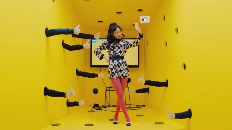 Glory Hole for Girls