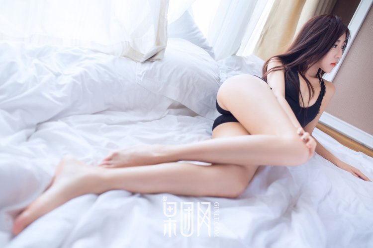 Jing tian in lingerie