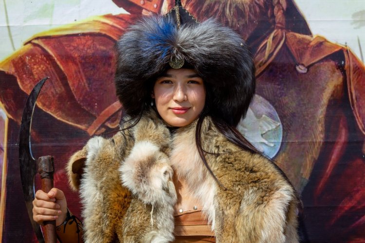 Mongol warrior woman