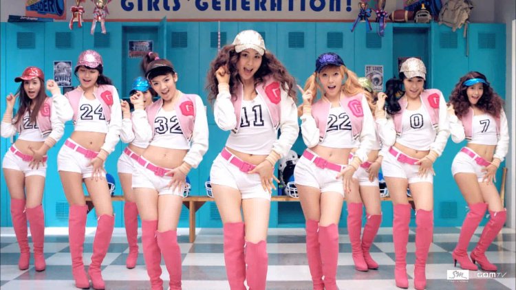 Korean group girls Generation naked