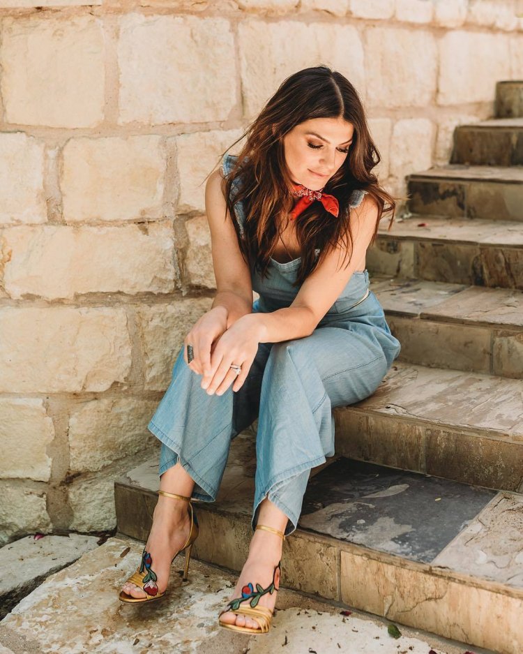 Genevieve Cortese feet