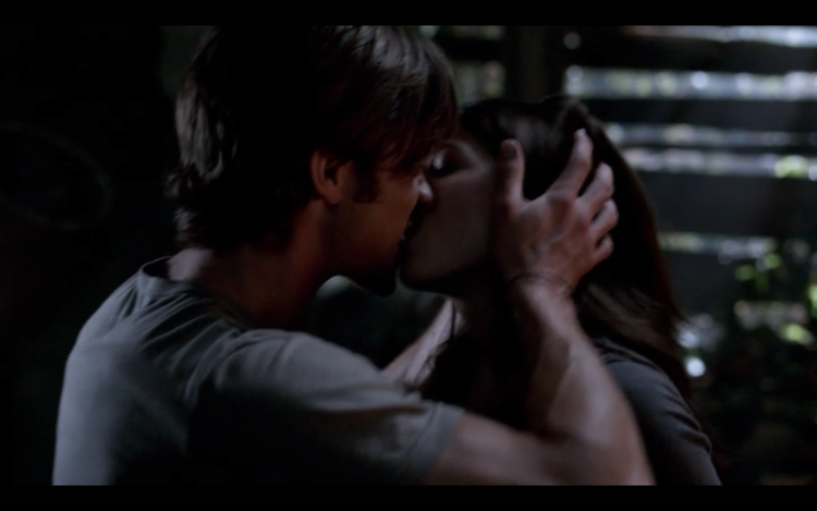 Sam Winchester kiss