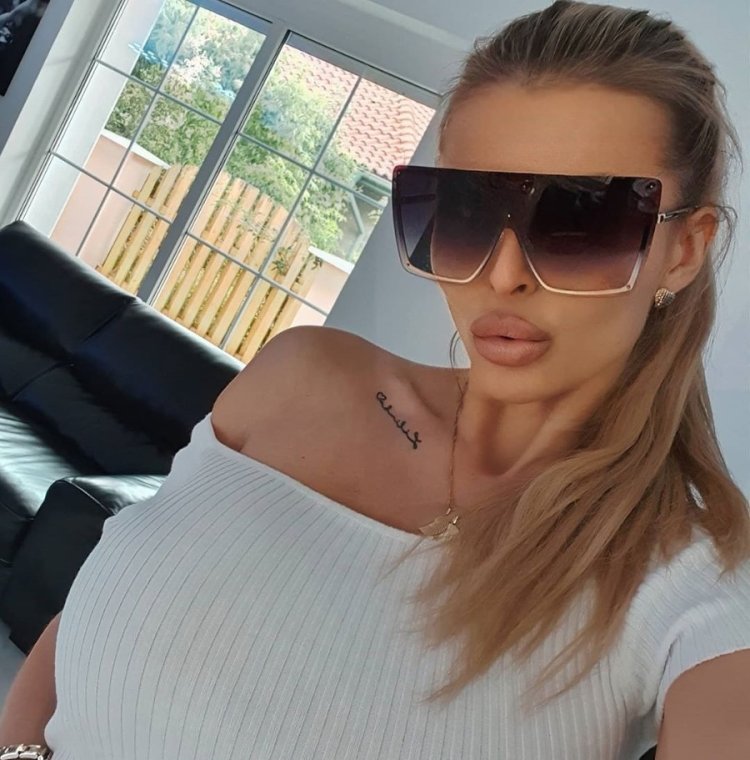 Lela Ceterova Instagram