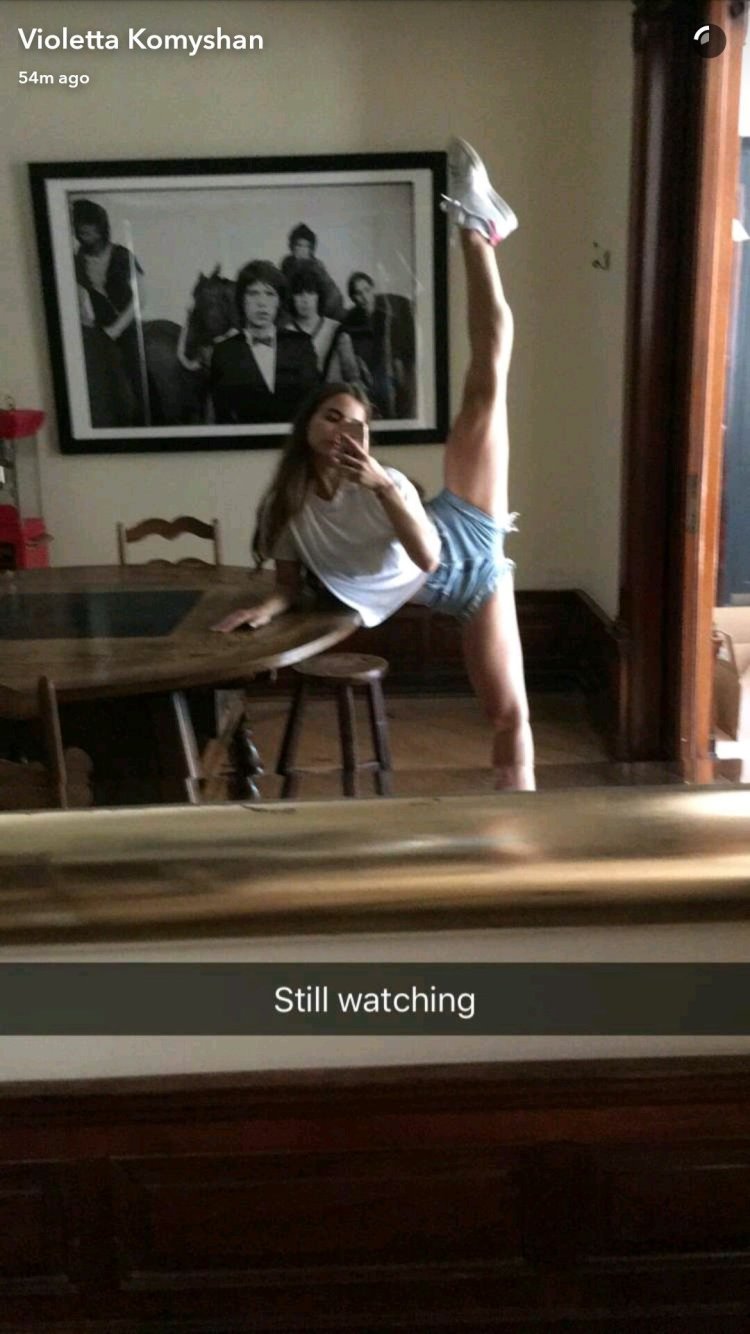 Violetta Komyshan nude