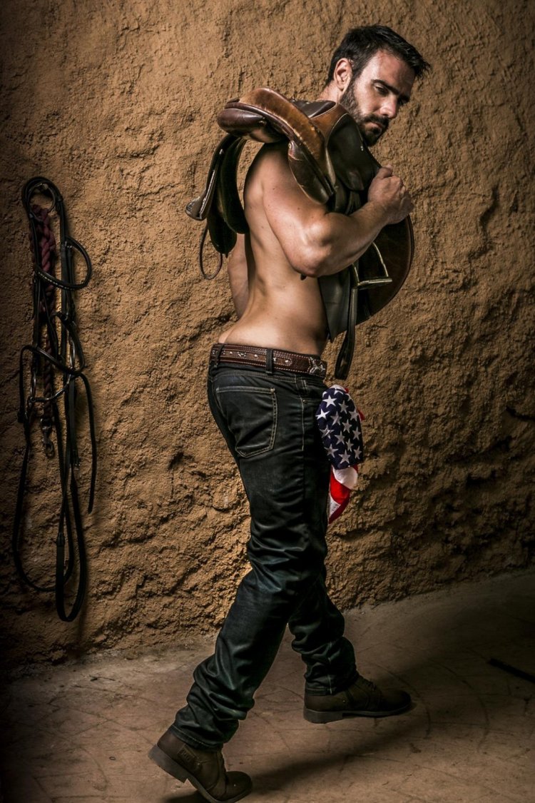 Jess vill & Diego Arnary in a suit