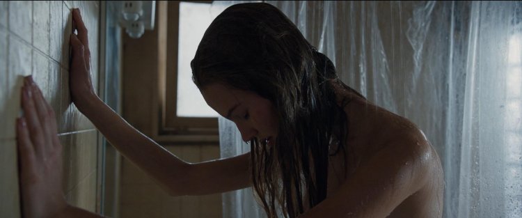 Sasha Luss Anna stills