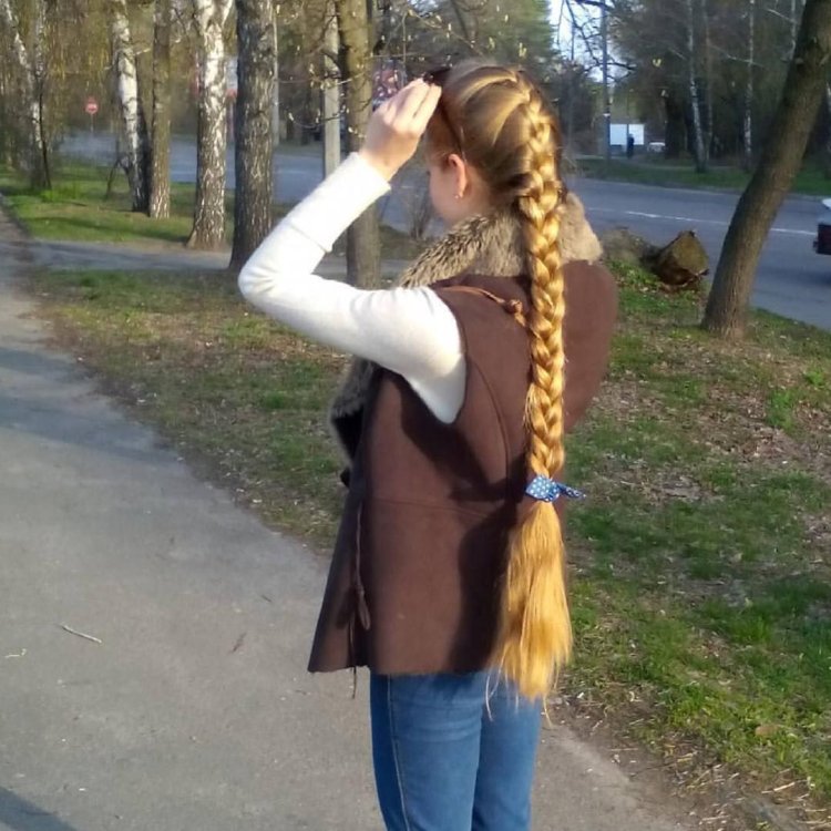 Russian Rapunzel Daria Gubanova