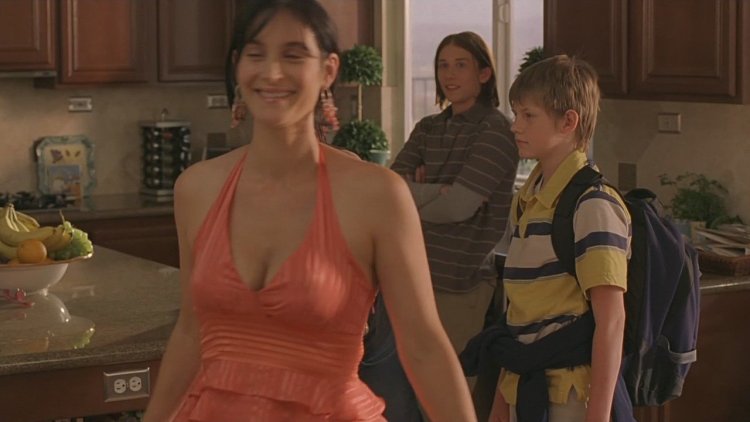 Carrie-Anne Moss in bikini